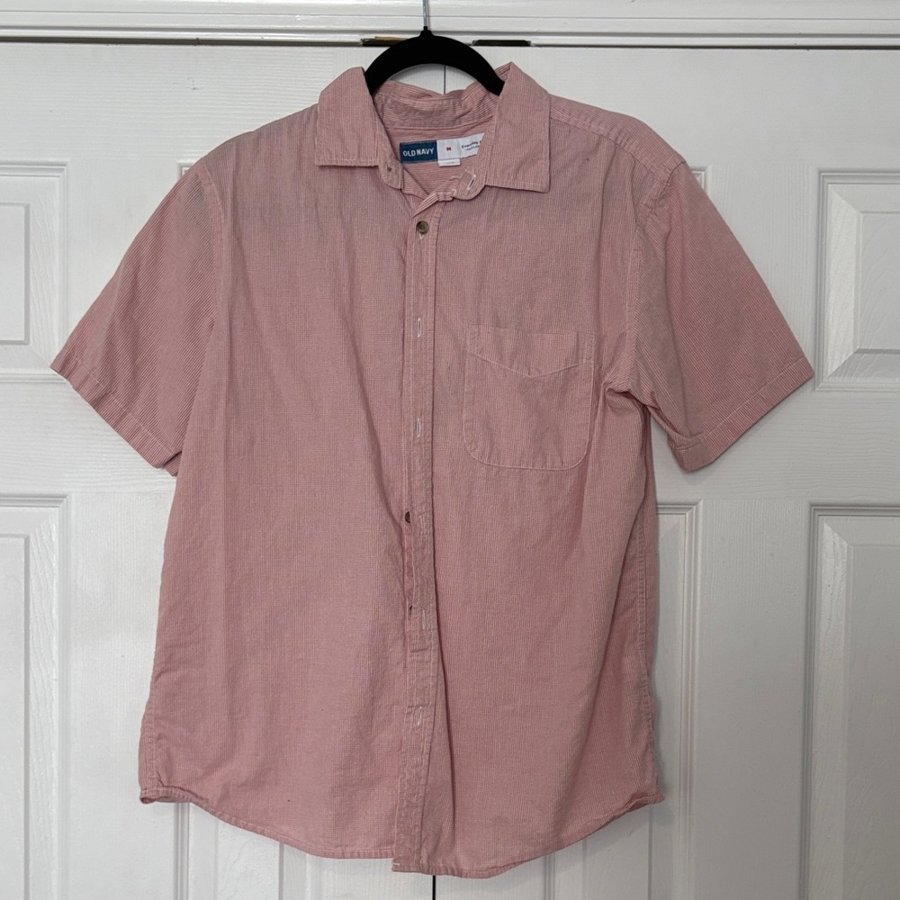 Old Navy Men’s Short-Sleeve Button-Down Shirt — Light Pink